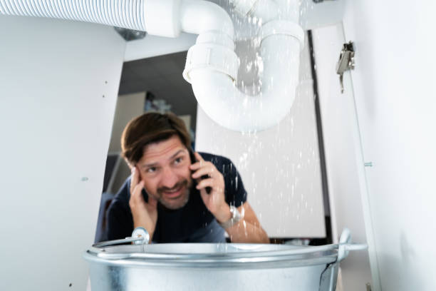 Best Toilet Repair Services  in Broadmoor, CA